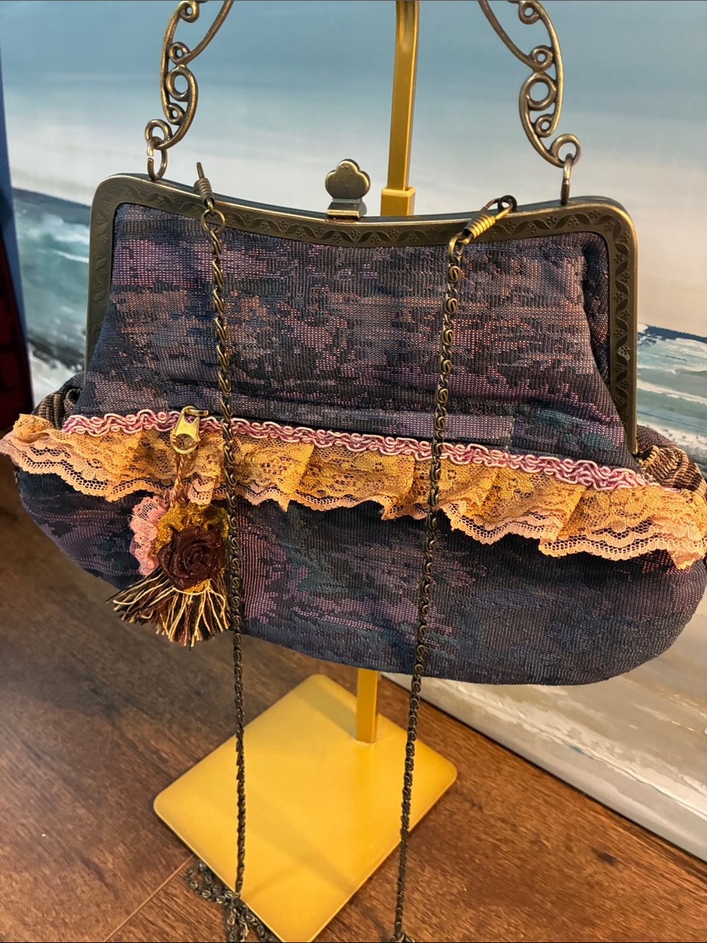 RARE and UNIQUE Vintage-Style Embellished Purple Evening Handbag - Picture 5 of 10